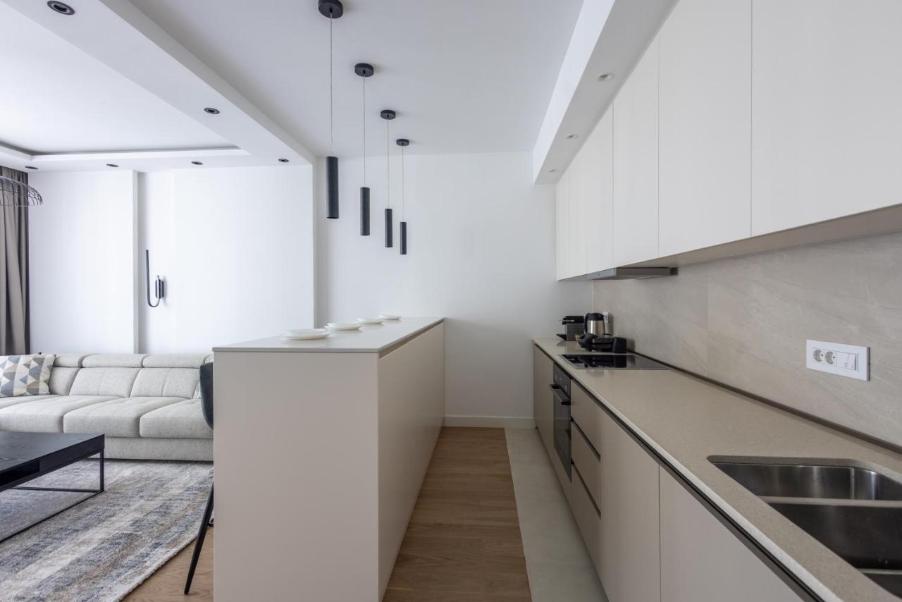 Terra Luxe Residences Sajmiste Exteriör bild
