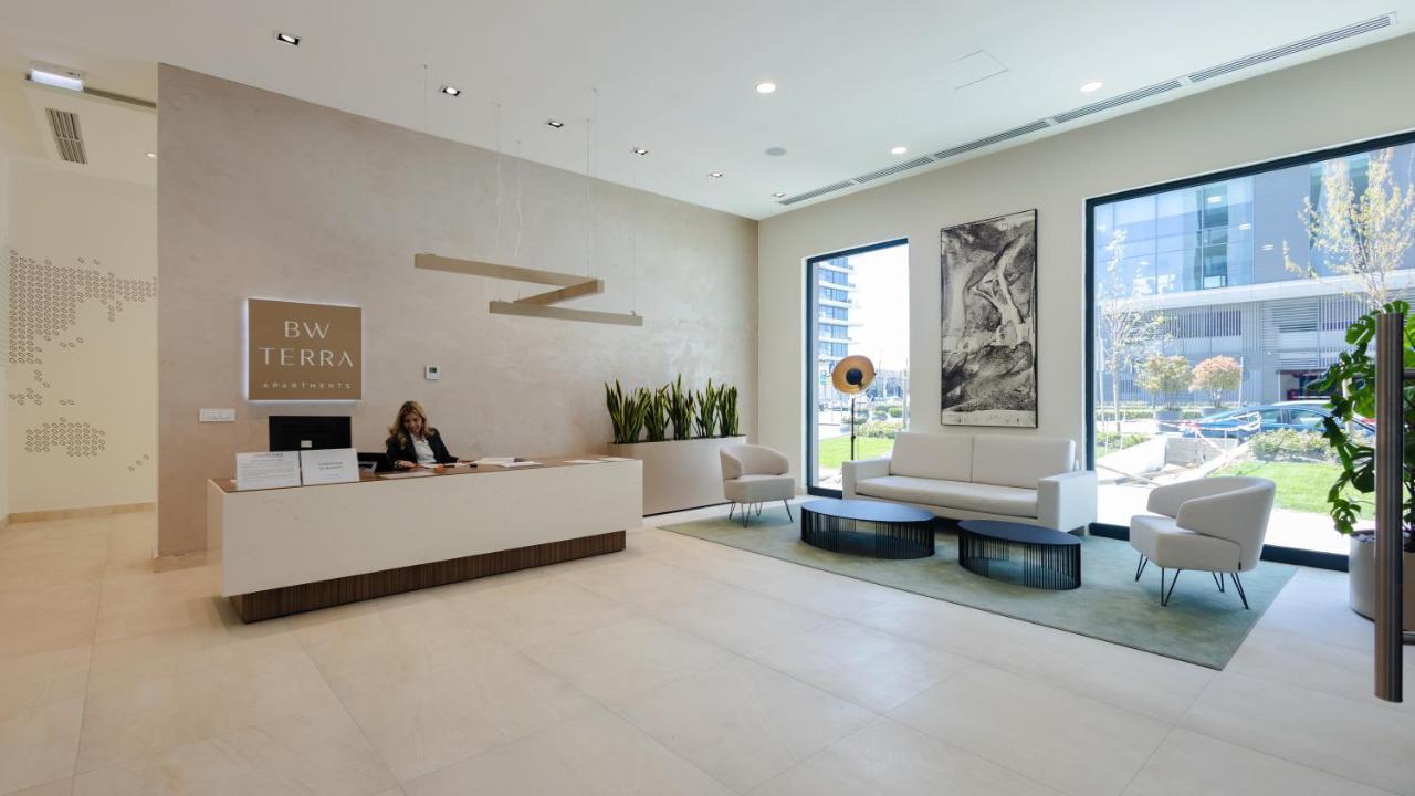 Terra Luxe Residences Sajmiste Exteriör bild